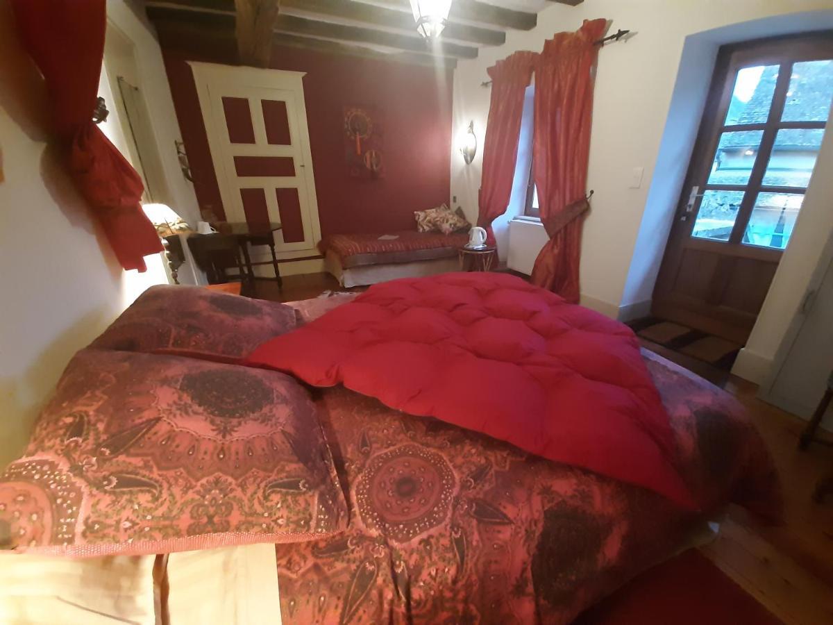 La Cuverie Du Chateau Corcelles-les-Arts Luaran gambar