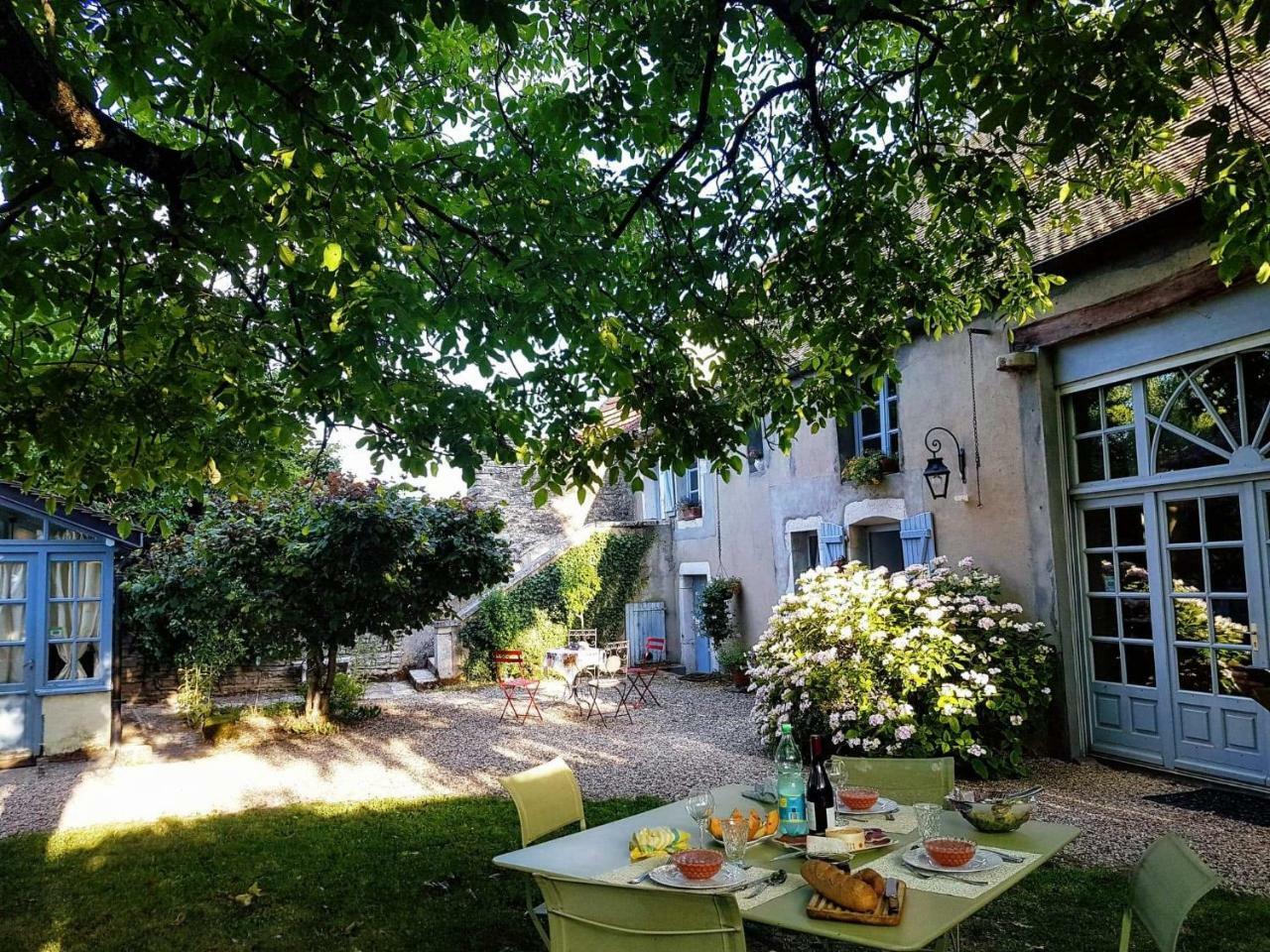 La Cuverie Du Chateau Corcelles-les-Arts Luaran gambar